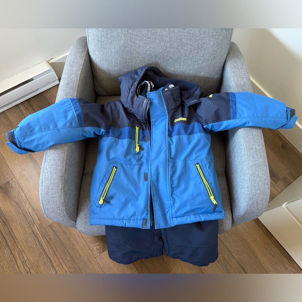 Carters Blue and Navy 2-piece snowsuit